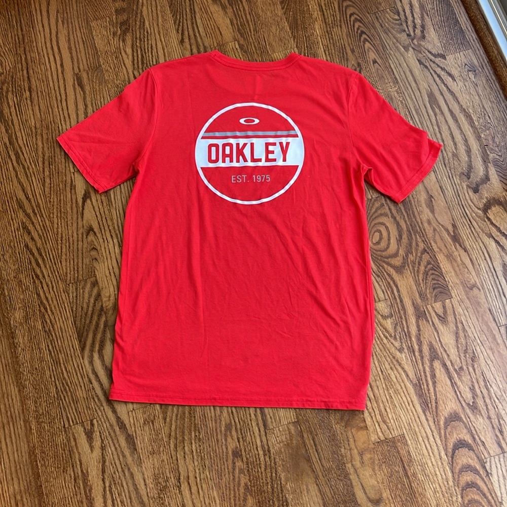 Oakley Men’s T-shirt - Picture 4 of 4
